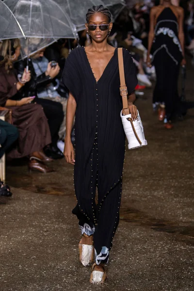 Look 55